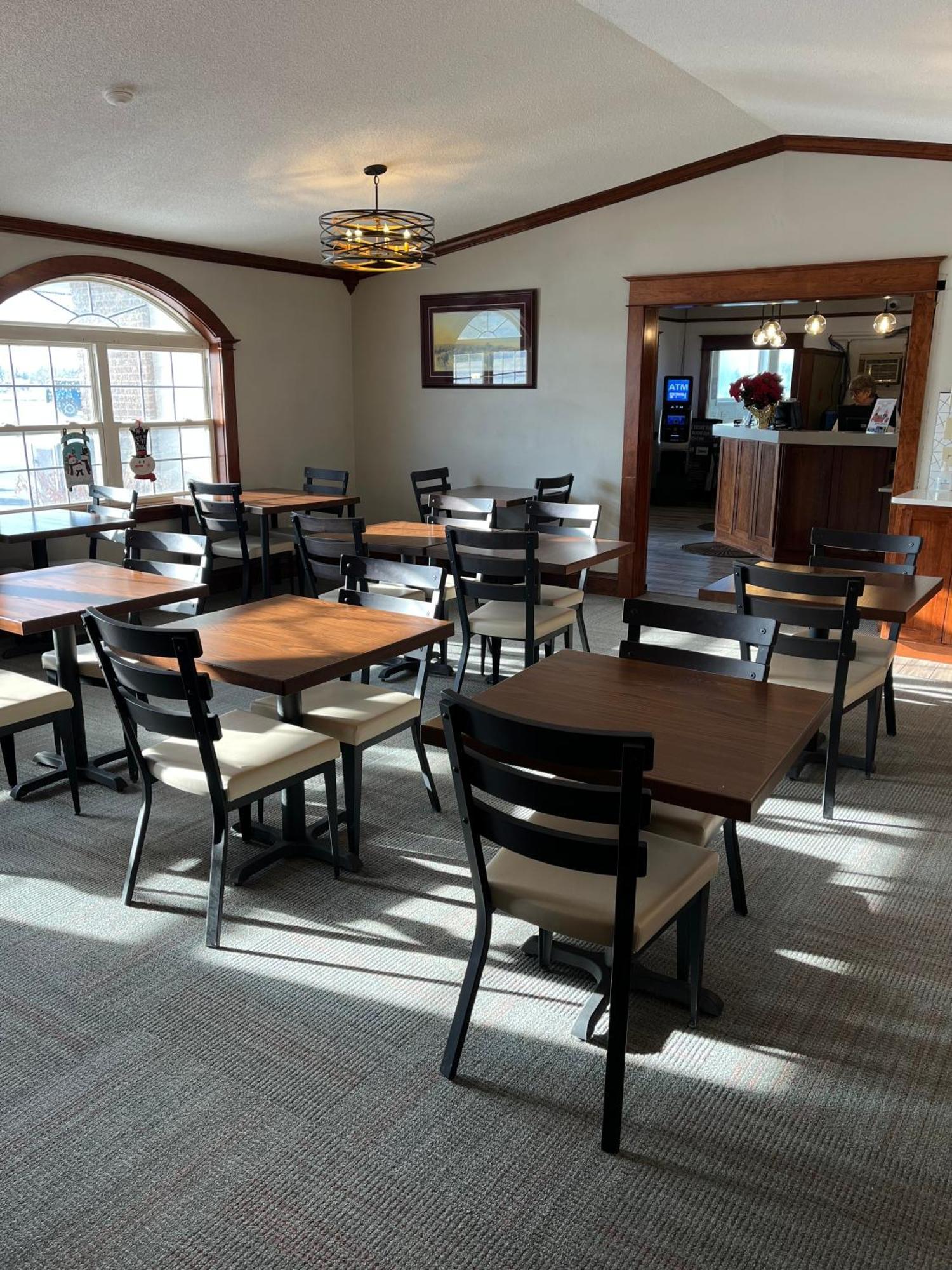 Fireside Inn And Suites Devils Lake Exterior foto